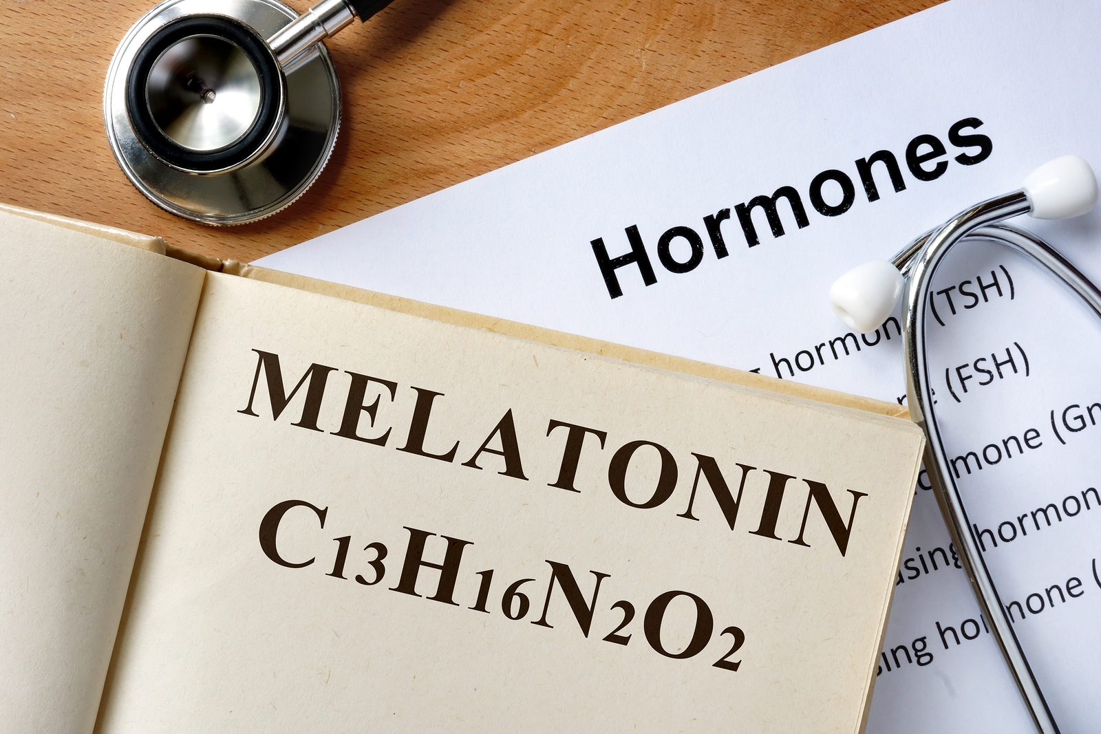 Melatonina hormon snu – czym jest i jak działa?