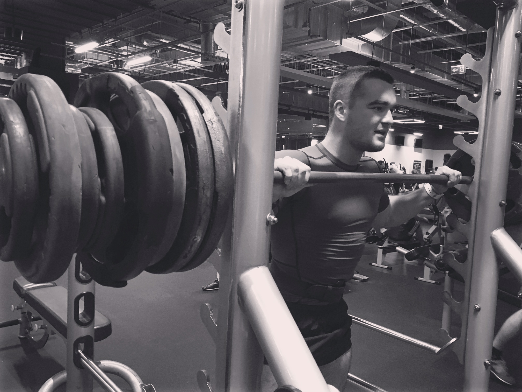 Trening nóg opierający się na dużej ilości przysiadów!