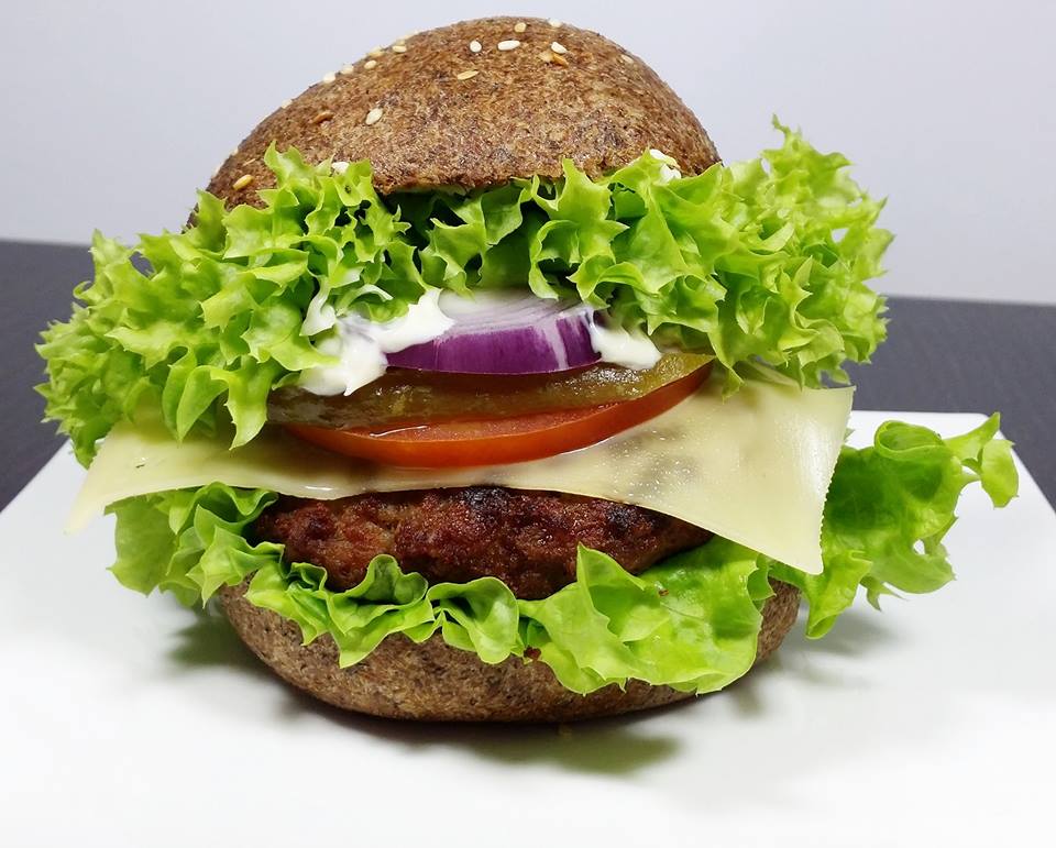 KETO HAMBURGER (keto, LCHF, paleo, bez glutenu i jajek)