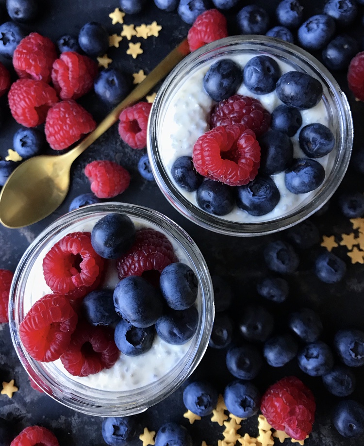 Wegański pudding chia o smaku chałwy